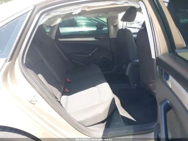 1VWAS7A39GC027249 2016 VOLKSWAGEN PASSAT - Image 8