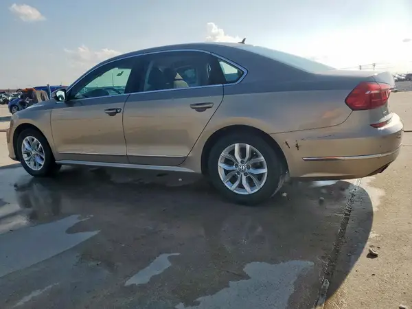 1VWAS7A39GC030166 2016 VOLKSWAGEN PASSAT - Image 2