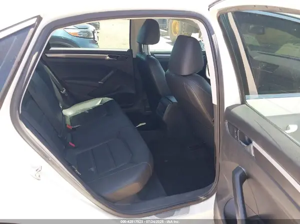 1VWAS7A39GC042253 2016 VOLKSWAGEN PASSAT - Image 8