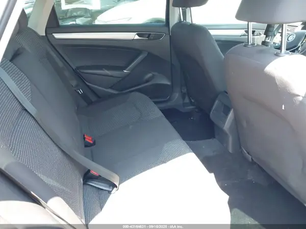 1VWAS7A39GC053737 2016 VOLKSWAGEN PASSAT - Image 8