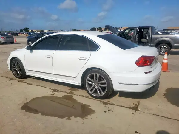 1VWAS7A39GC057786 2016 VOLKSWAGEN PASSAT - Image 2