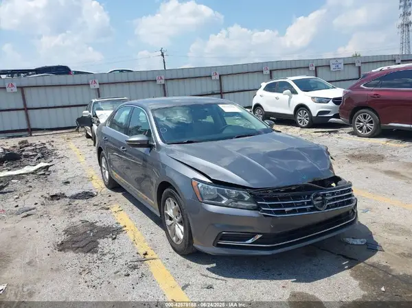 1VWAS7A3XGC008984 2016 VOLKSWAGEN PASSAT - Image 1