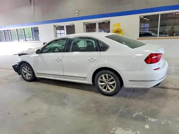 1VWAS7A3XGC029074 2016 VOLKSWAGEN PASSAT - Image 2