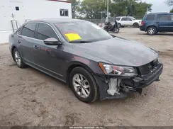 1VWAS7A3XGC046022 2016 VOLKSWAGEN PASSAT