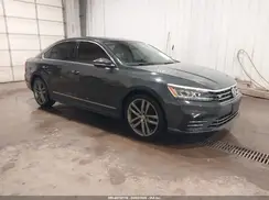 1VWAS7A3XGC058316 2016 VOLKSWAGEN PASSAT