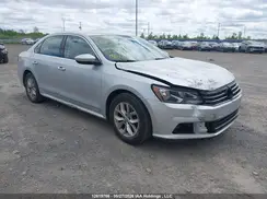 1VWAS7A3XGC067520 2016 VOLKSWAGEN PASSAT