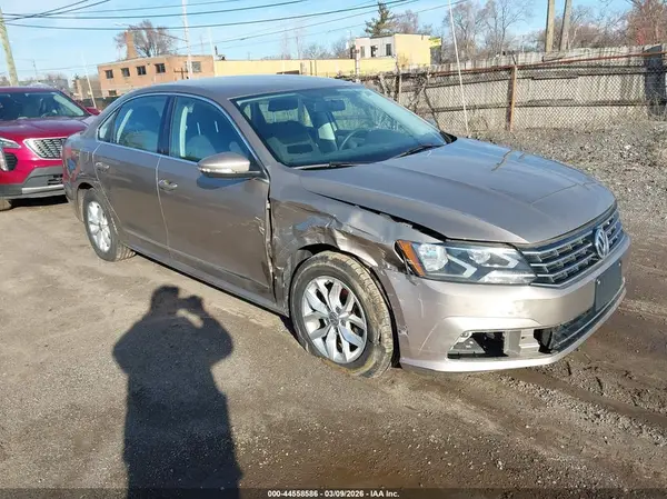 1VWAT7A30GC011180 2016 VOLKSWAGEN PASSAT - Image 1