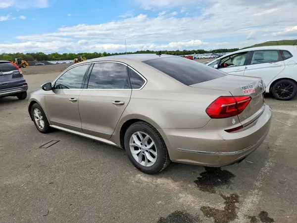 1VWAT7A30GC011874 2016 VOLKSWAGEN PASSAT - Image 2