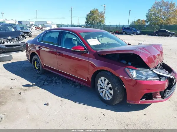 1VWAT7A30GC012930 2016 VOLKSWAGEN PASSAT - Image 1