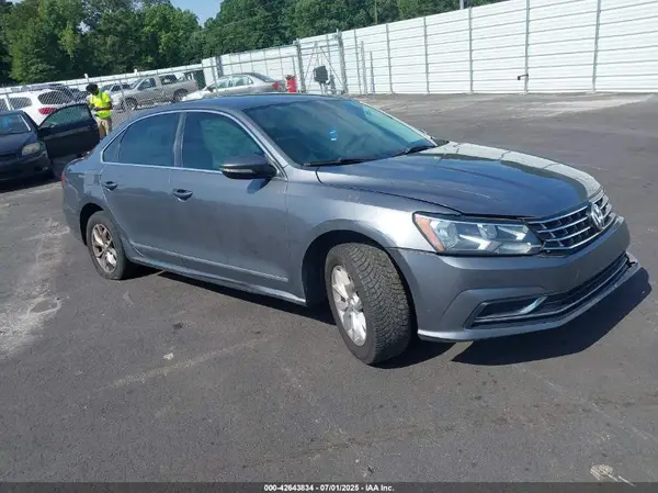 1VWAT7A30GC013544 2016 VOLKSWAGEN PASSAT - Image 1