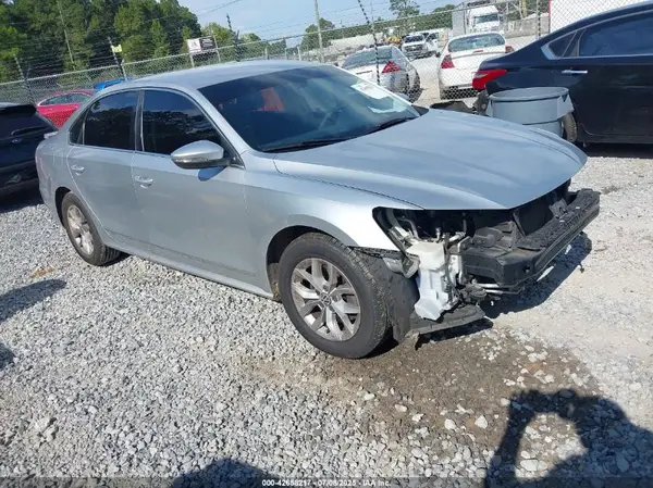 1VWAT7A30GC022440 2016 VOLKSWAGEN PASSAT - Image 1
