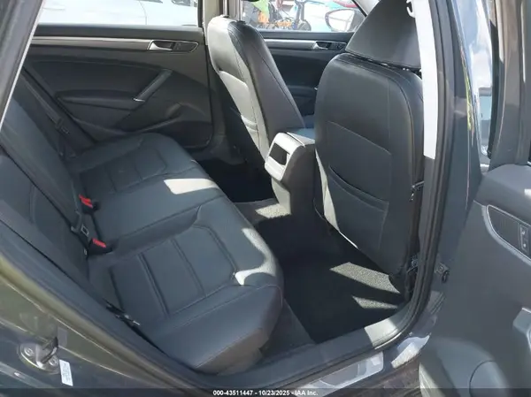 1VWAT7A30GC035267 2016 VOLKSWAGEN PASSAT - Image 8