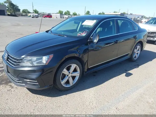 1VWAT7A30GC036015 2016 VOLKSWAGEN PASSAT - Image 2