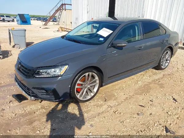 1VWAT7A30GC036676 2016 VOLKSWAGEN PASSAT - Image 2