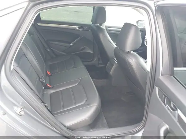 1VWAT7A30GC041618 2016 VOLKSWAGEN PASSAT - Image 8