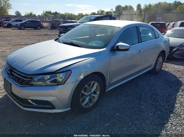 1VWAT7A30GC045281 2016 VOLKSWAGEN PASSAT - Image 2