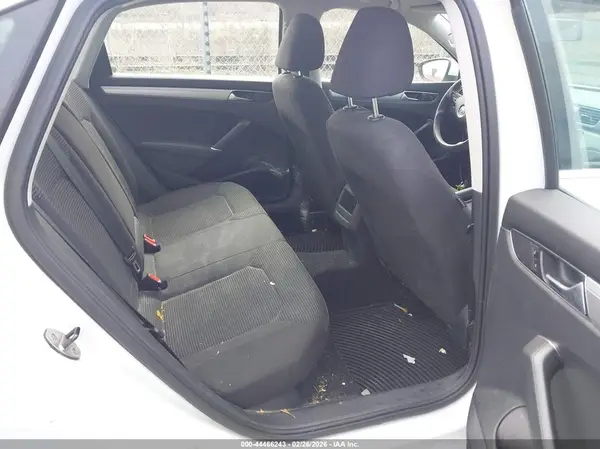 1VWAT7A30GC051307 2016 VOLKSWAGEN PASSAT - Image 8