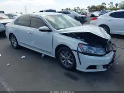1VWAT7A30GC052022 2016 VOLKSWAGEN PASSAT
