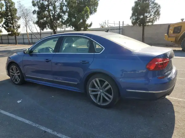 1VWAT7A30GC052585 2016 VOLKSWAGEN PASSAT - Image 2