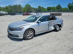 1VWAT7A30GC052618 2016 VOLKSWAGEN PASSAT