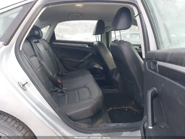 1VWAT7A30GC061108 2016 VOLKSWAGEN PASSAT - Image 8