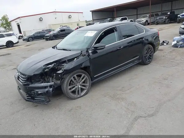 1VWAT7A30GC061299 2016 VOLKSWAGEN PASSAT - Image 2