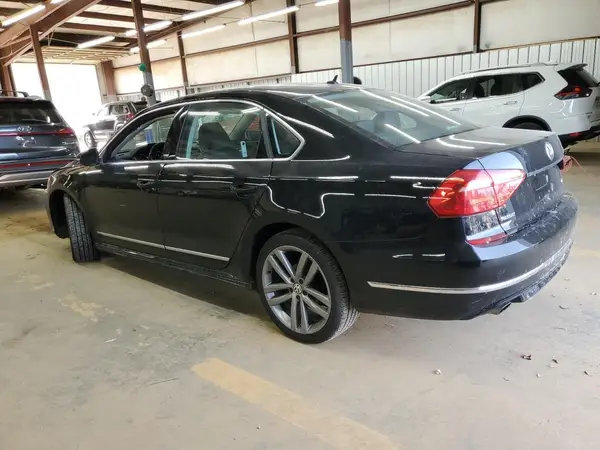 1VWAT7A30GC068866 2016 VOLKSWAGEN PASSAT - Image 2