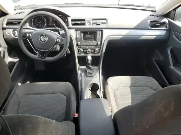 1VWAT7A30GC069483 2016 VOLKSWAGEN PASSAT - Image 8