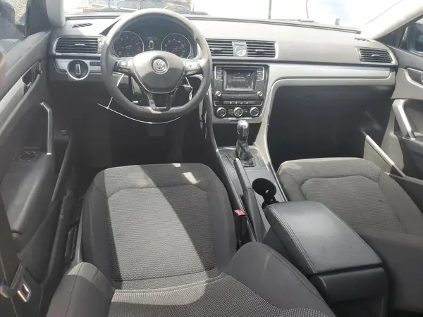 1VWAT7A30HC004568 2017 VOLKSWAGEN PASSAT - Image 8