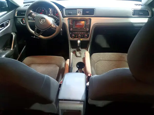 1VWAT7A30HC006725 2017 VOLKSWAGEN PASSAT - Image 8