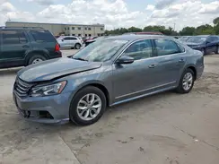 1VWAT7A30HC028143 2017 VOLKSWAGEN PASSAT
