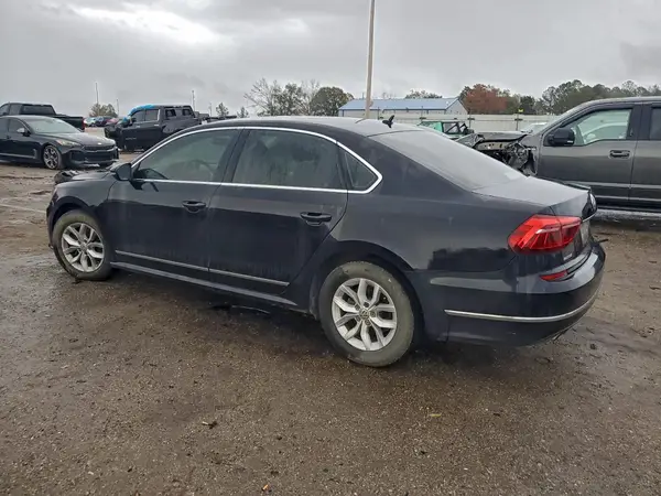 1VWAT7A30HC040759 2017 VOLKSWAGEN PASSAT - Image 2