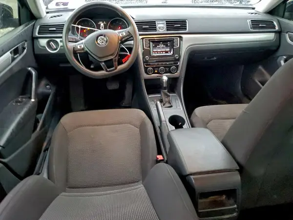 1VWAT7A30HC040759 2017 VOLKSWAGEN PASSAT - Image 8