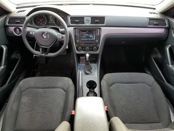 1VWAT7A30HC050580 2017 VOLKSWAGEN PASSAT - Image 8