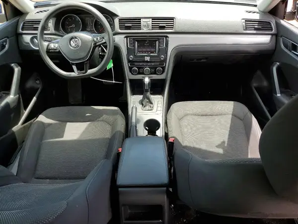 1VWAT7A30HC059411 2017 VOLKSWAGEN PASSAT - Image 8