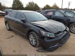 1VWAT7A30HC063345 2017 VOLKSWAGEN PASSAT