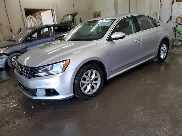 1VWAT7A30HC069274 2017 VOLKSWAGEN PASSAT - Image 1