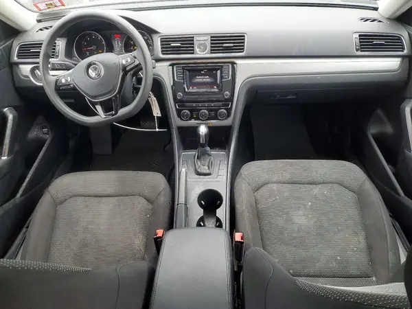 1VWAT7A30HC080971 2017 VOLKSWAGEN PASSAT - Image 8