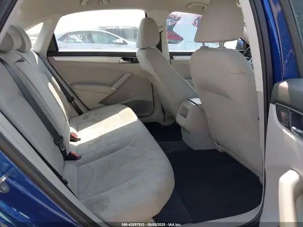 1VWAT7A31GC002259 2016 VOLKSWAGEN PASSAT - Image 8
