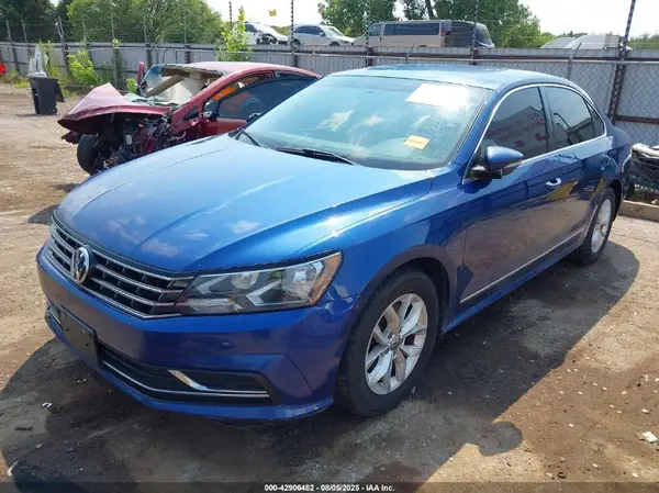 1VWAT7A31GC007574 2016 VOLKSWAGEN PASSAT - Image 2