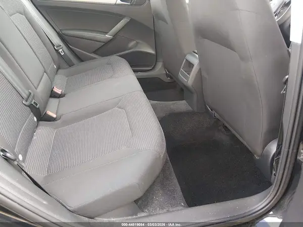 1VWAT7A31GC008207 2016 VOLKSWAGEN PASSAT - Image 8