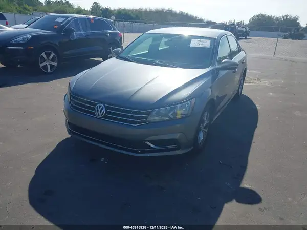 1VWAT7A31GC009373 2016 VOLKSWAGEN PASSAT - Image 2