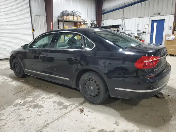 1VWAT7A31GC015240 2016 VOLKSWAGEN PASSAT - Image 2