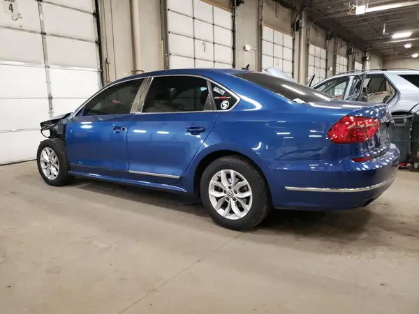 1VWAT7A31GC015559 2016 VOLKSWAGEN PASSAT - Image 2