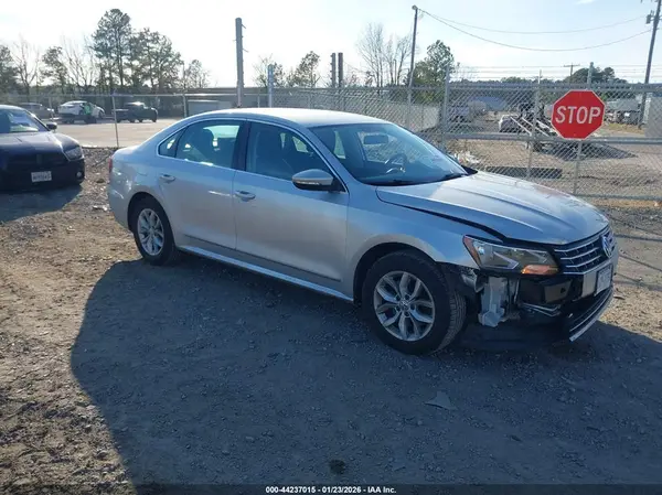 1VWAT7A31GC017876 2016 VOLKSWAGEN PASSAT - Image 1