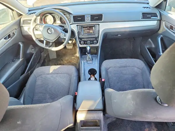1VWAT7A31GC022334 2016 VOLKSWAGEN PASSAT - Image 8