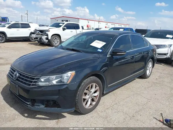 1VWAT7A31GC028120 2016 VOLKSWAGEN PASSAT - Image 2