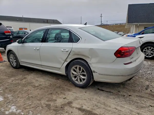 1VWAT7A31GC029025 2016 VOLKSWAGEN PASSAT - Image 2