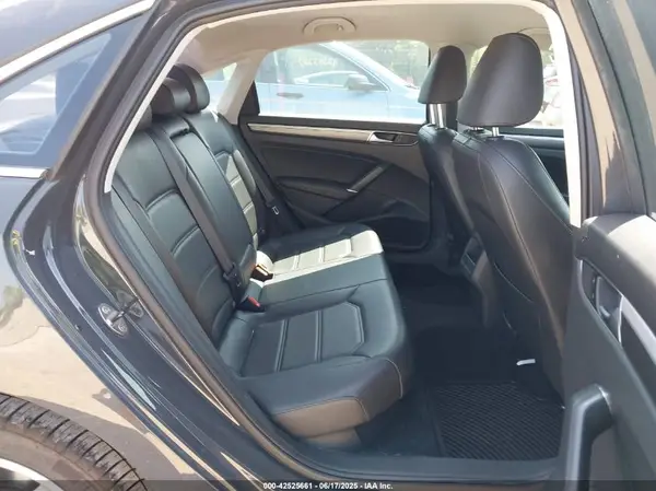 1VWAT7A31GC035276 2016 VOLKSWAGEN PASSAT - Image 8