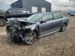 1VWAT7A31GC035455 2016 VOLKSWAGEN PASSAT